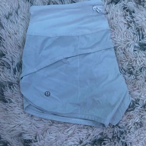 Sz: 2 lululemon speed up shorts good condition